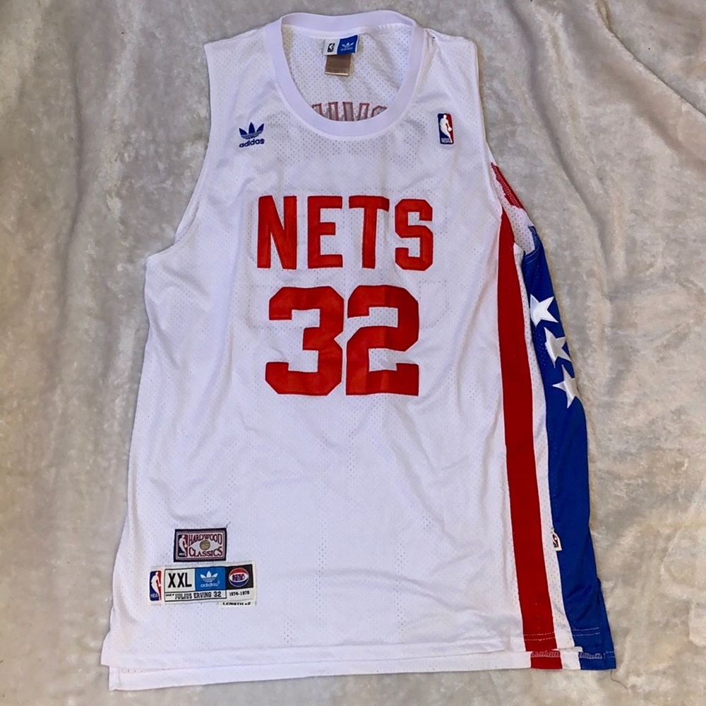 TB Julius Erving jersey